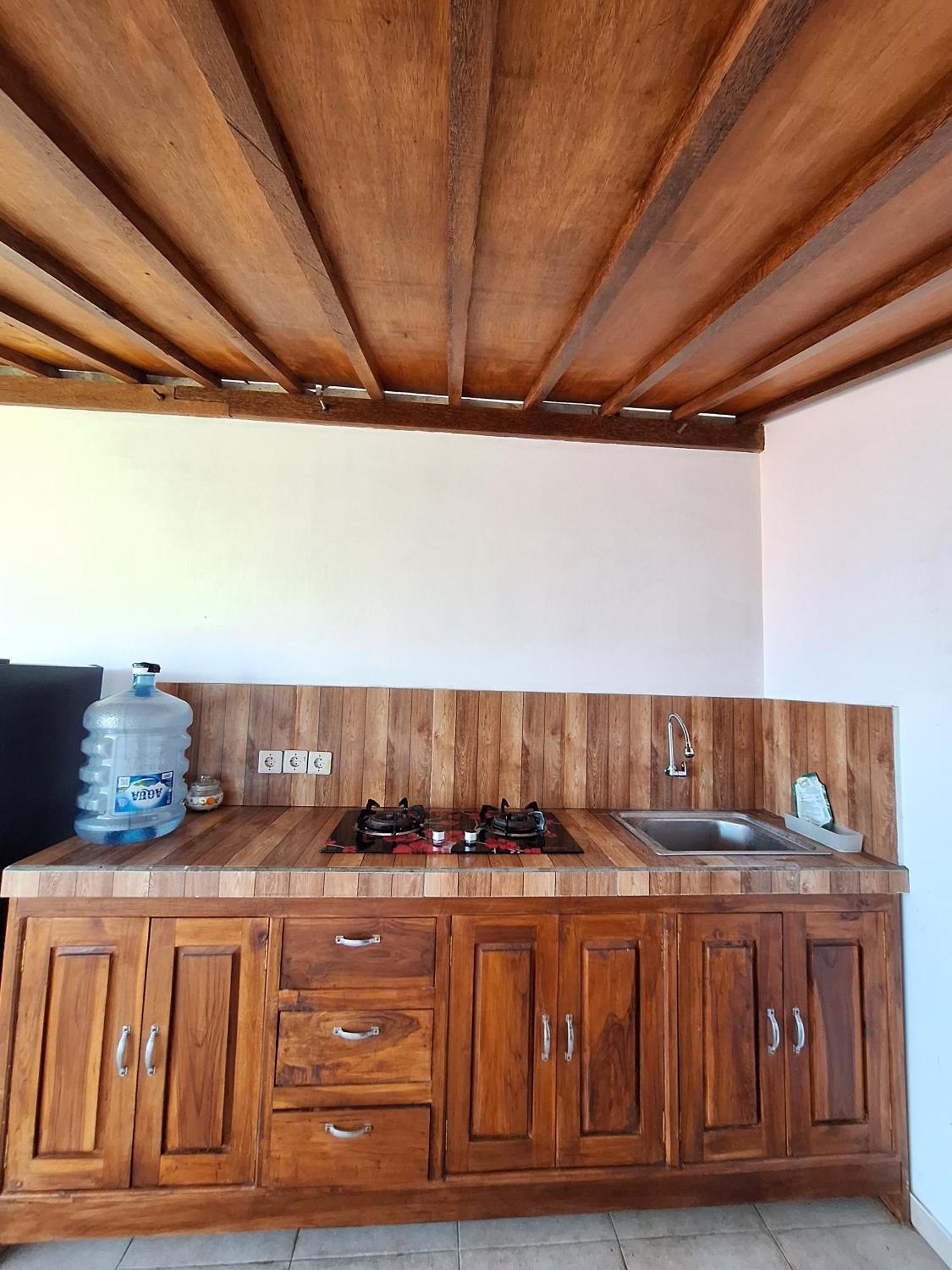 Rumah Wayans Lipah Amed Buitenkant foto