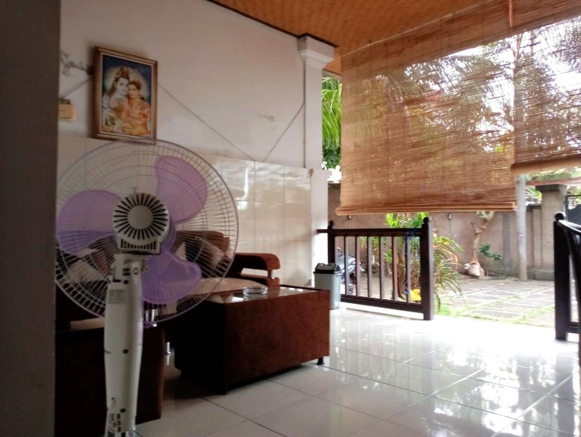 Rumah Wayans Lipah Amed Buitenkant foto