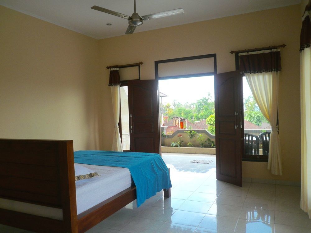 Rumah Wayans Lipah Amed Buitenkant foto
