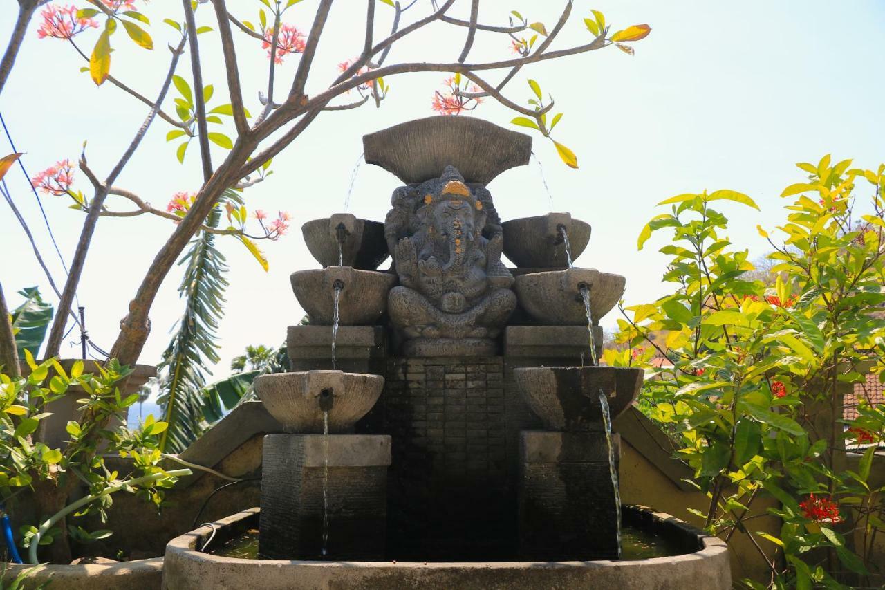 Rumah Wayans Lipah Amed Buitenkant foto
